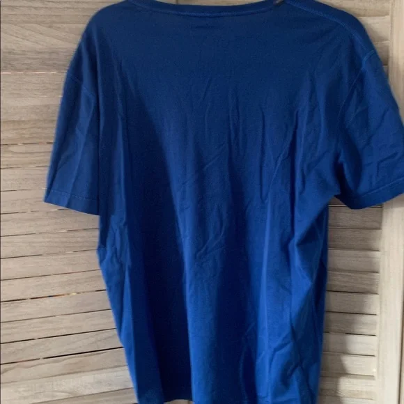 D & G Blue Tee NWOT fit like Med size